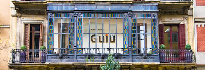 Academia GUIU Barcelona university campus or city view