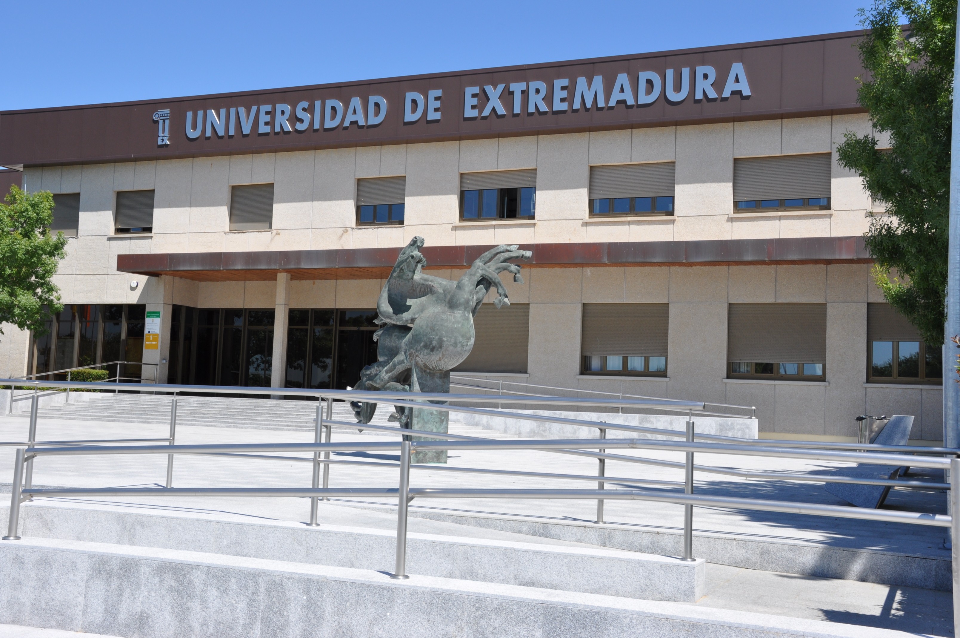Universidad de Extremadura university campus or city view