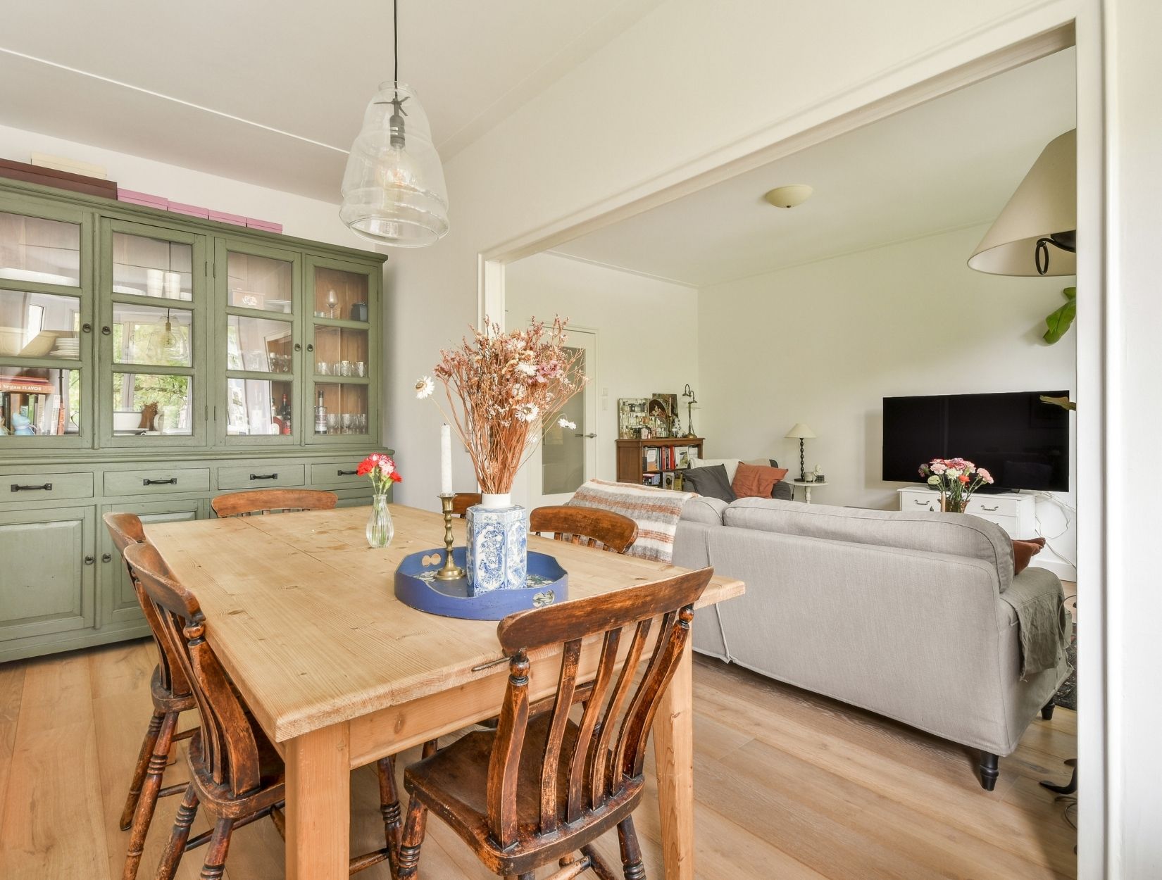 Do you offer eco-friendly cleaning products for all surfaces?