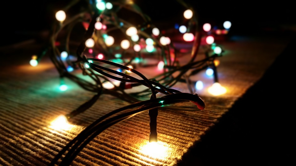Which Is The Best Christmas Light Installation in St. Joseph MO