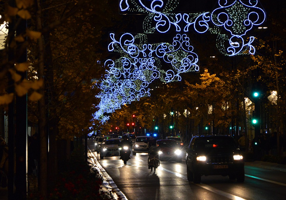 Should I Hire A Professional Holiday Light Installation in St. Joseph MO