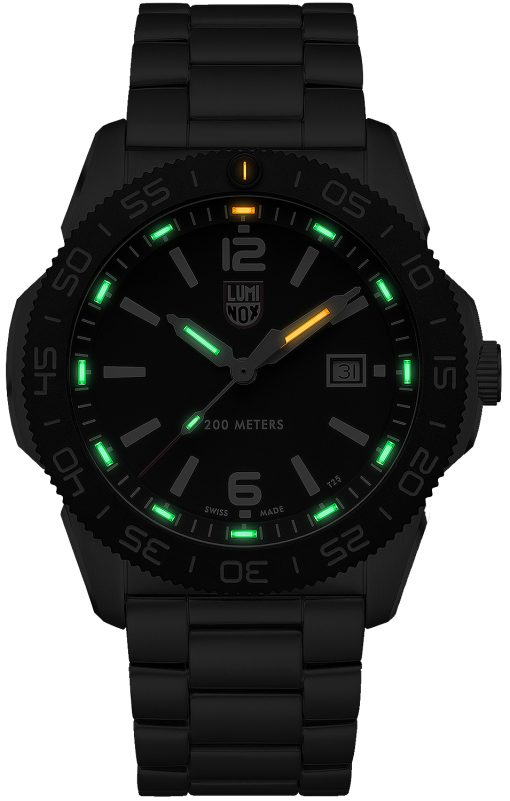 Luminox Pacific Diver Stainless Steel 44mm Mens Watch - Image 2