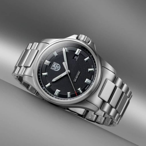 Luminox 1830 Series Dress Field Stainless Steel Mens Watch - Image 4