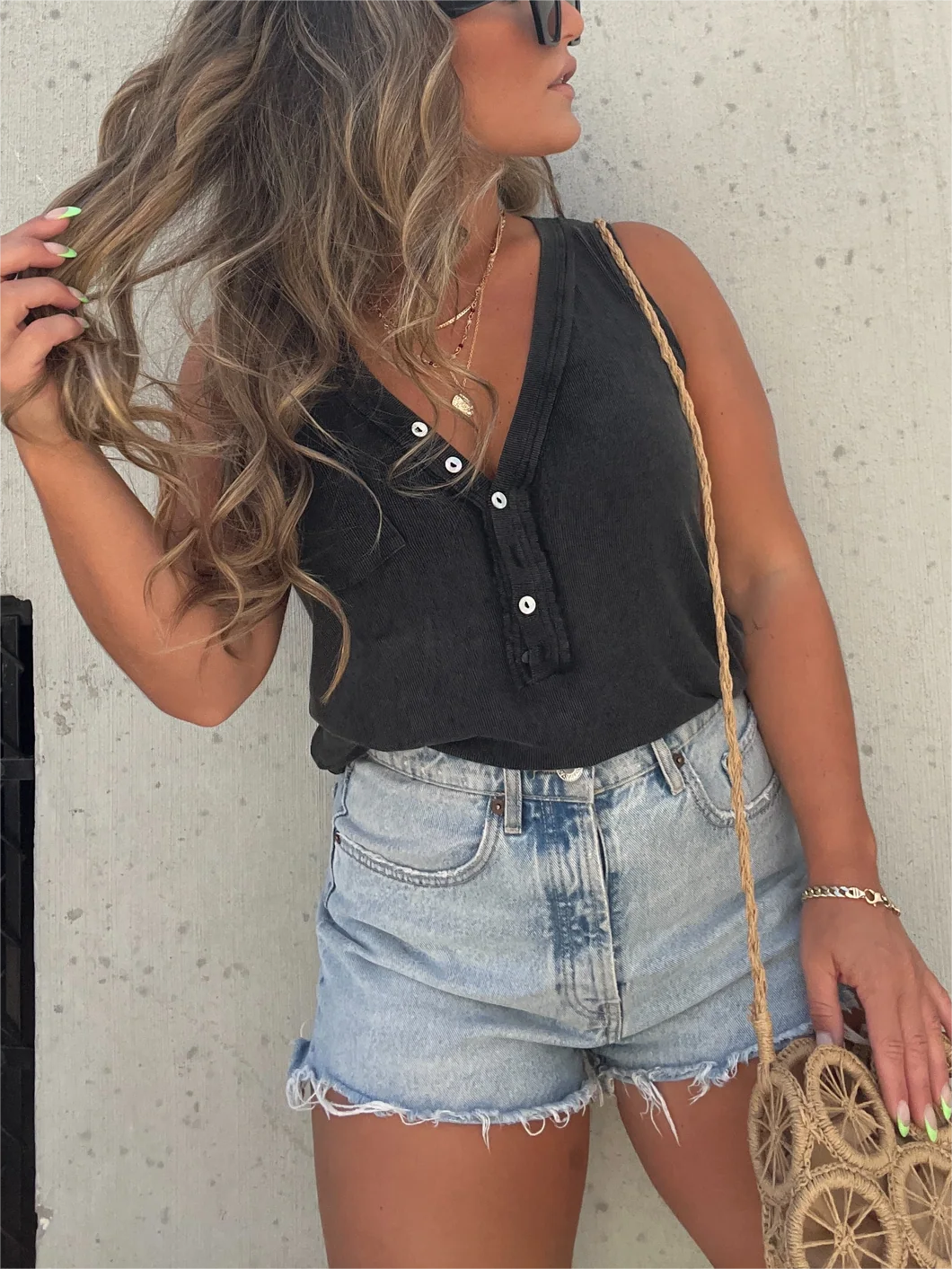 2024 New Women's Washed Button Tank - Image 4