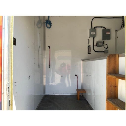 Cargo Express J & L 44' Enclosed Trailer 2009 Used - Image 9