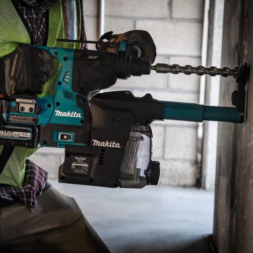 Makita XGT 40V max Rotary Hammer Kit 1 1/8" AVT - Image 6