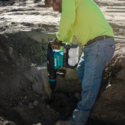 Makita 80V max (40V max X2) XGT Brushless 28lb. AVT Demolition Hammer Bare Tool - Image 4