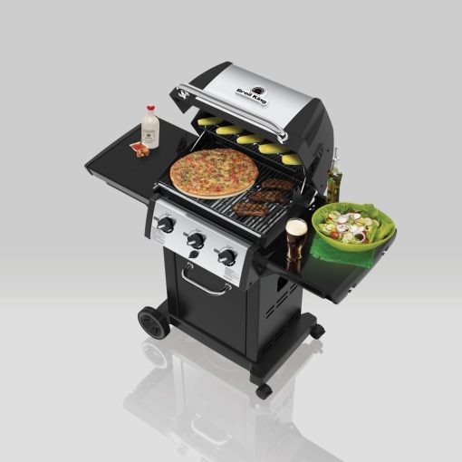 Monarch 320 3-Burner Liquid Propane Gas Grill - Image 3