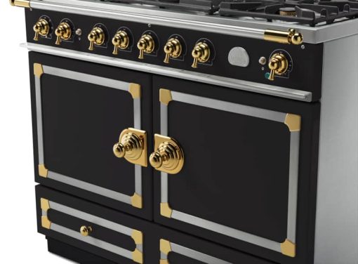 La Cornue CornuFe 110 43" Matte Black With Polished Brass Dual Fuel Range - Image 3