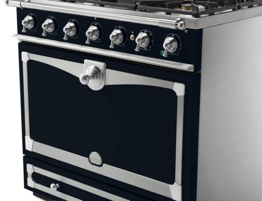 La Cornue CornuFe 90 36" Dark Navy Blue With Satin Chrome Dual Fuel Range - Image 3