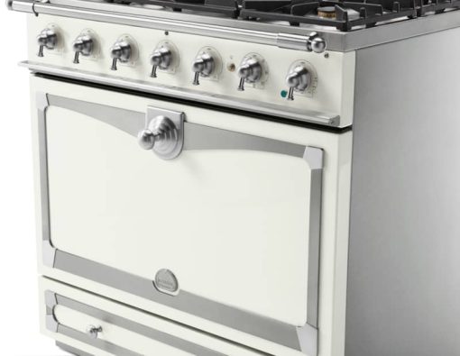 La Cornue CornuFe 90 36" Pure White With Satin Chrome Dual Fuel Range - Image 3
