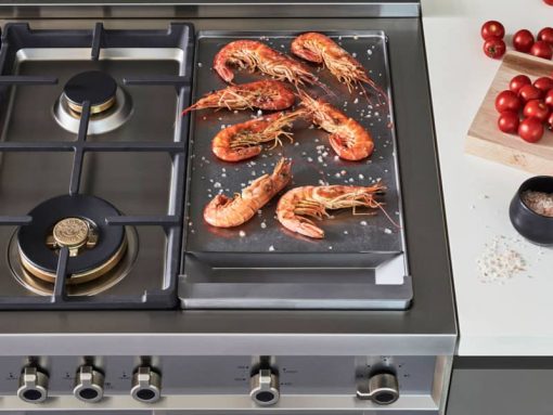 Bertazzoni Professional Series 48" Red Dual Fuel Range, 6 Brass Burners & Griddle, Electric Self Clean Oven - Image 3