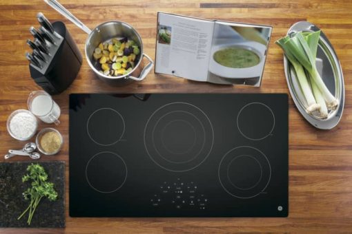 GE ADA 36" Black Built-In Touch Control Electric Cooktop - Image 3