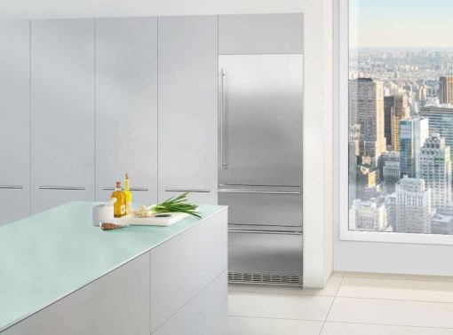 Liebherr 30" Panel Ready Right-Hinge Built-In Bottom Freezer Refrigerator With NoFrost - Image 3