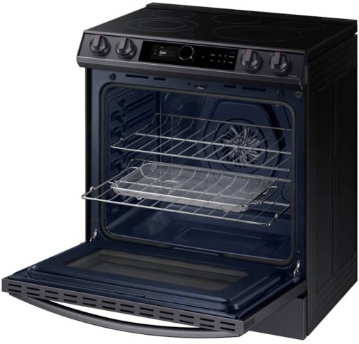 Samsung ADA 6.3 Cu. Ft. Fingerprint Resistant Black Stainless Steel Slide-In Electric Range - Image 4