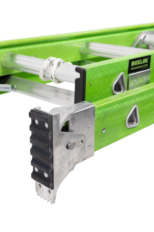 Werner AERO Extension Ladder 24' IAA FG Box Rail/Tri Rung Cable Hook V Rung - Image 8