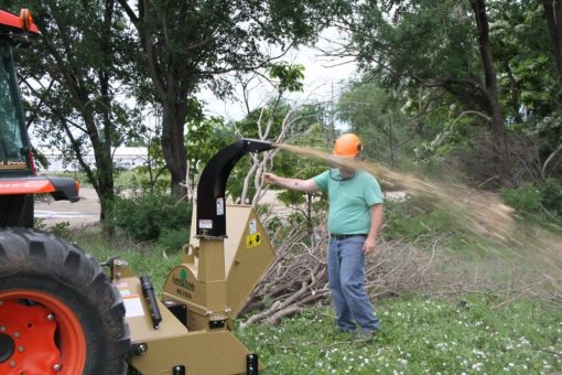 15 Series Wood Chipper - 4" Capacity - Image 3