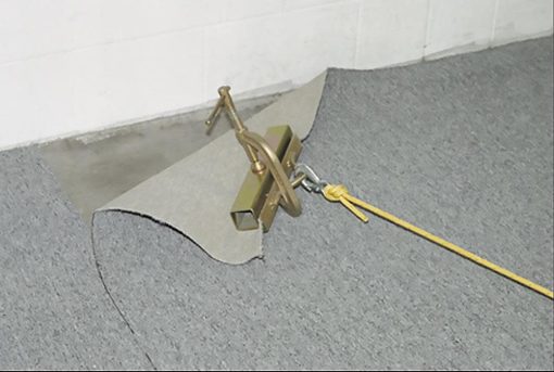 Powered Carpet Puller - Image 3