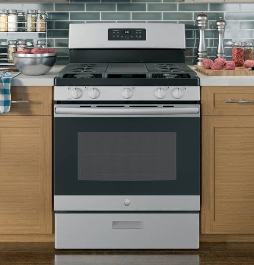 GE 30" Stainless Steel Freestanding Gas Range - Image 6