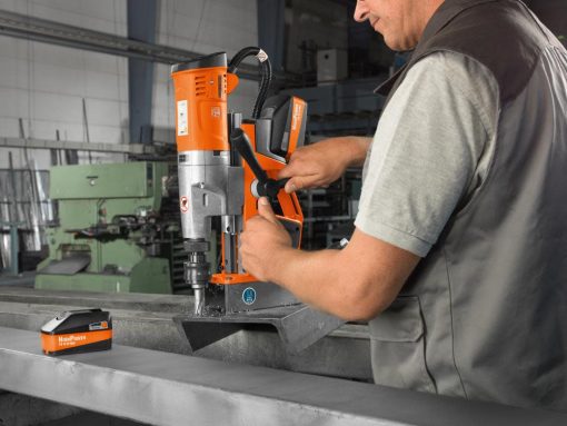 Slugger by FEIN AJMU137 PMQW Cordless Magnetic Base Drill Kit - Image 3