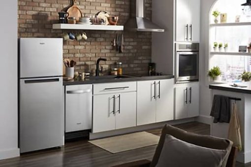Whirlpool ADA 24" Fingerprint Resistant Stainless Steel Small Space Top-Freezer Refrigerator - Image 7