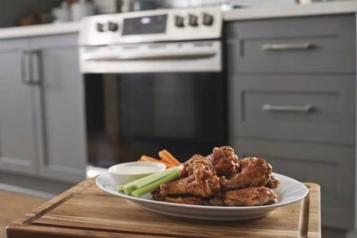 Frigidaire Gallery ADA 30" Smudge-Proof Stainless Steel Front Control Gas Range With Air Fry - Image 9