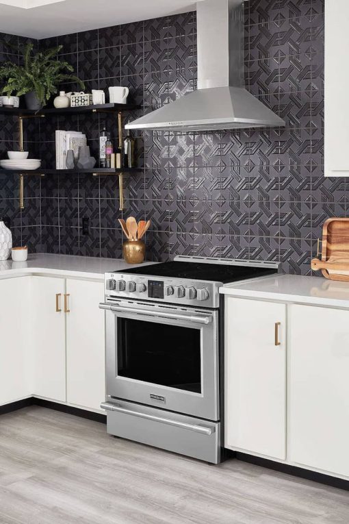 Frigidaire Professional ADA 30" Stainless Steel Electric Range With Air Fry - Image 9