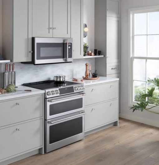 Cafe ADA 30" Stainless Steel Slide-In Front Control Induction & Convection Double Oven Range - Image 9