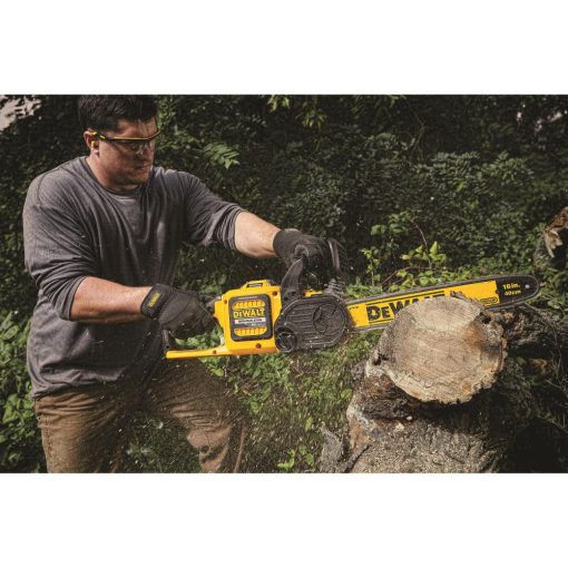 DEWALT FLEXVOLT 60 V MAX 16" Chainsaw and Blower Bundle - Image 4