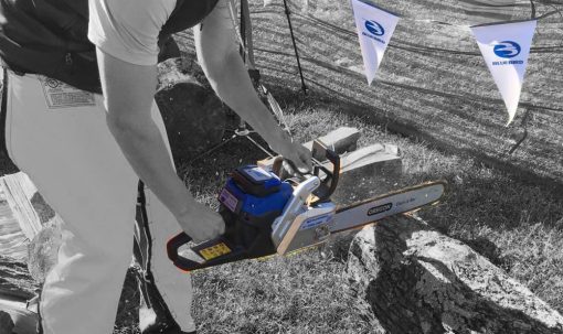 Bluebird Chain Saw 18" Bar 125V Li Ion Battery Powered Chisel Bare Tool - Image 3