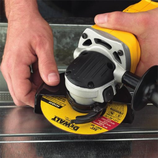 FLEXVOLT® 60V MAX* Brushless Cordless Reciprocating Saw and 20V MAX* Lithium Ion 4 1/2” Cut-Off Tool with 2 Batteries and Charger Bundle Kit - Image 8