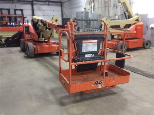 JLG 40' Boom Lift Articulating Electric with Jib E400AJPN - 2011 Used - Image 4