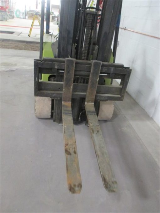 Clark Forklift 5000# Capacity 36V Electric TM25 - Used - Image 6