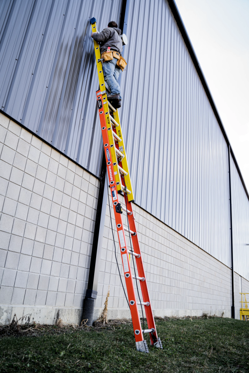 Werner Glidesafe Extension Ladder Fiberglass Tri Rung Type IA 36' - Image 8