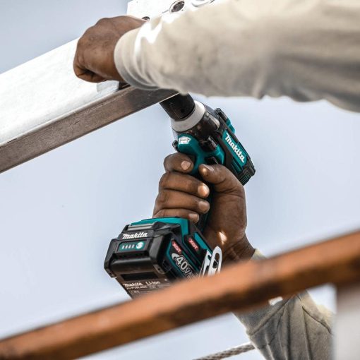 Makita XGT 40V max Impact Wrench Kit 4 Speed 1/2" - Image 4