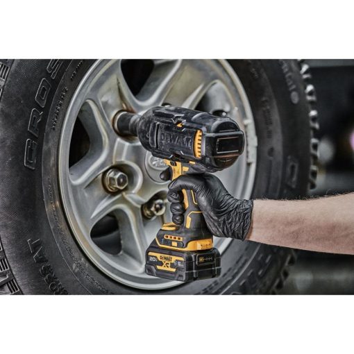 DEWALT 20V MAX XR 1/2" High Torque Impact Wrench with Hog Ring Anvil Kit - Image 10