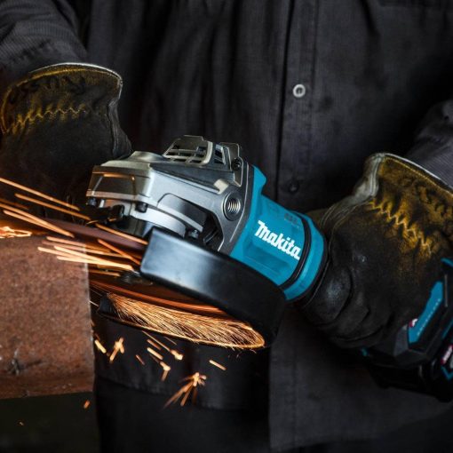 Makita XGT 40V max 7" / 9" Paddle Switch Angle Grinder Kit - Image 3