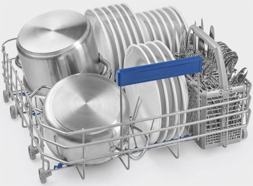 Smeg 24" Custom Panel Built-In Dishwasher - Image 5