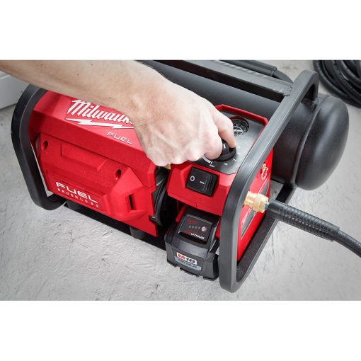 M18 FUEL™ 2 Gallon Compact Quiet Compressor (Bare Tool) with PACKOUT™ Rolling Tool Box and PACKOUT™ Tool Box - Image 10