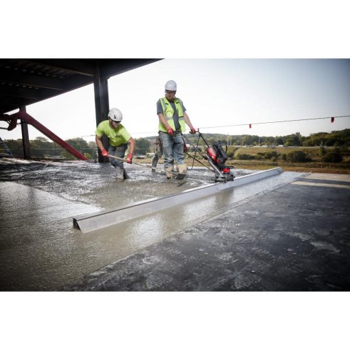 Milwaukee MX FUEL™ Vibratory Screed Kit - Image 9