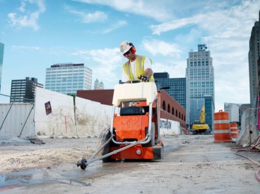 FS 413 20 In. Walk Behind Concrete Saw - Image 5