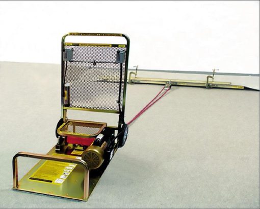 Powered Carpet Puller - Image 2
