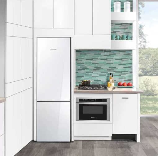 Bosch 800 Series 24" White Counter-Depth Bottom-Freezer Refrigerator - Image 7