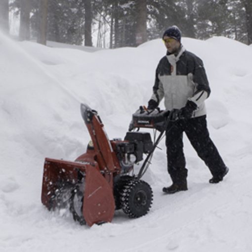 7HP 24In Two Stage Wheel Drive Snow Blower - Image 3