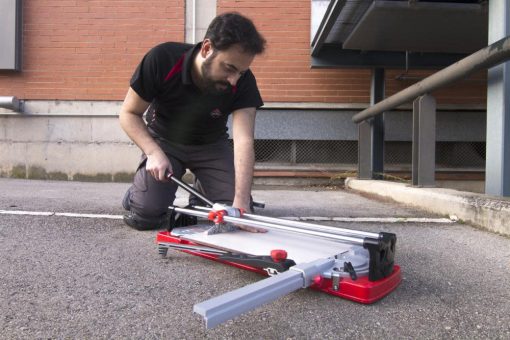 28 in. TR Magnet Tile Cutter - Image 3