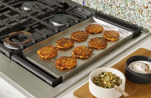 Cafe ADA 48" Stainless Steel Commercial-Style Natural Gas Rangetop With 6 Burners And Griddle - Image 4