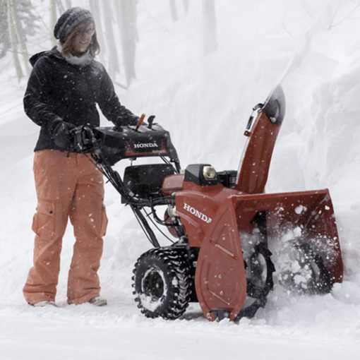 7HP 24In Two Stage Wheel Drive Snow Blower - Image 4