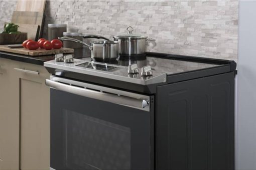 GE ADA 30" Stainless Steel Slide-In Electric Range - Image 11