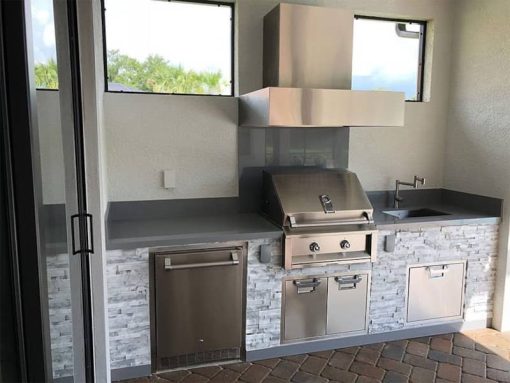 Hestan Aspire 24" Stainless Steel Outdoor Refrigerator - Image 4