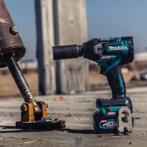 Makita 40V max XGT Square Drive Impact Wrench Kit 1/2" Brushless Cordless 4 Speed Mid Torque with Friction Ring Anvil - Image 4